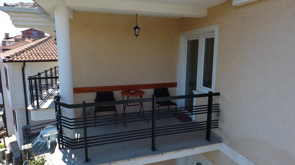 Apartment And Studio Damjan Ohrid Extérieur photo
