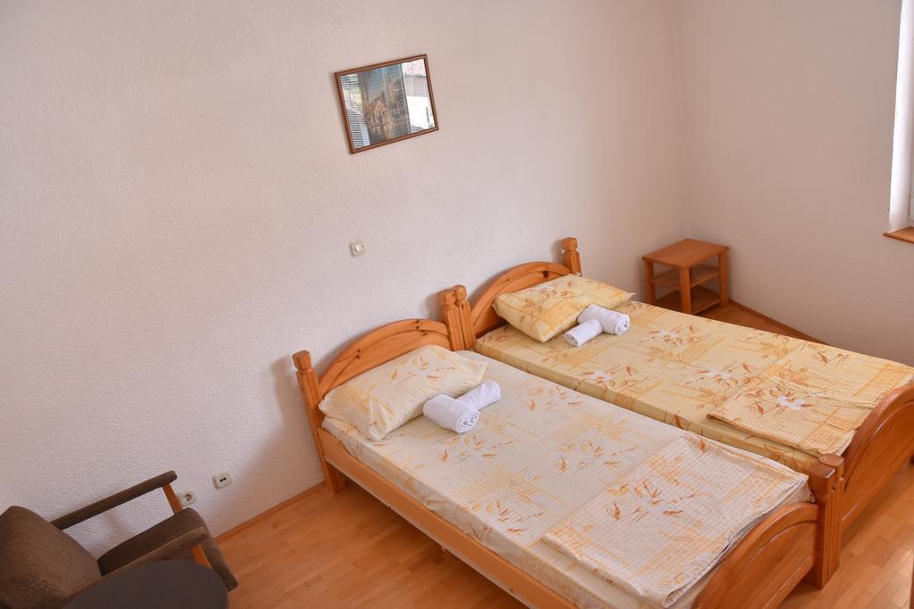 Apartment And Studio Damjan Ohrid Extérieur photo